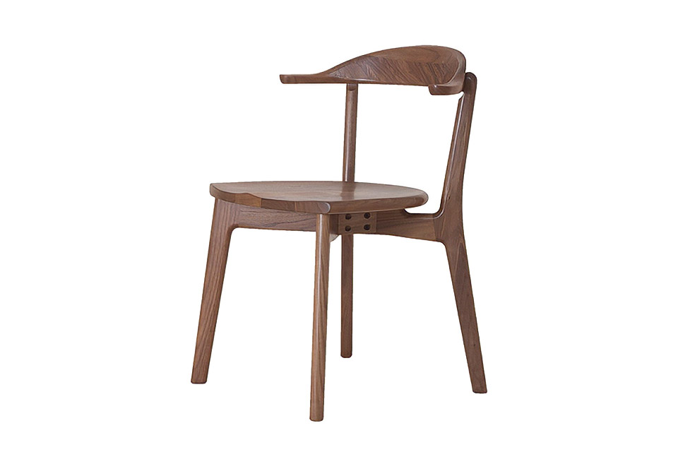 DC352 ARM CHAIR