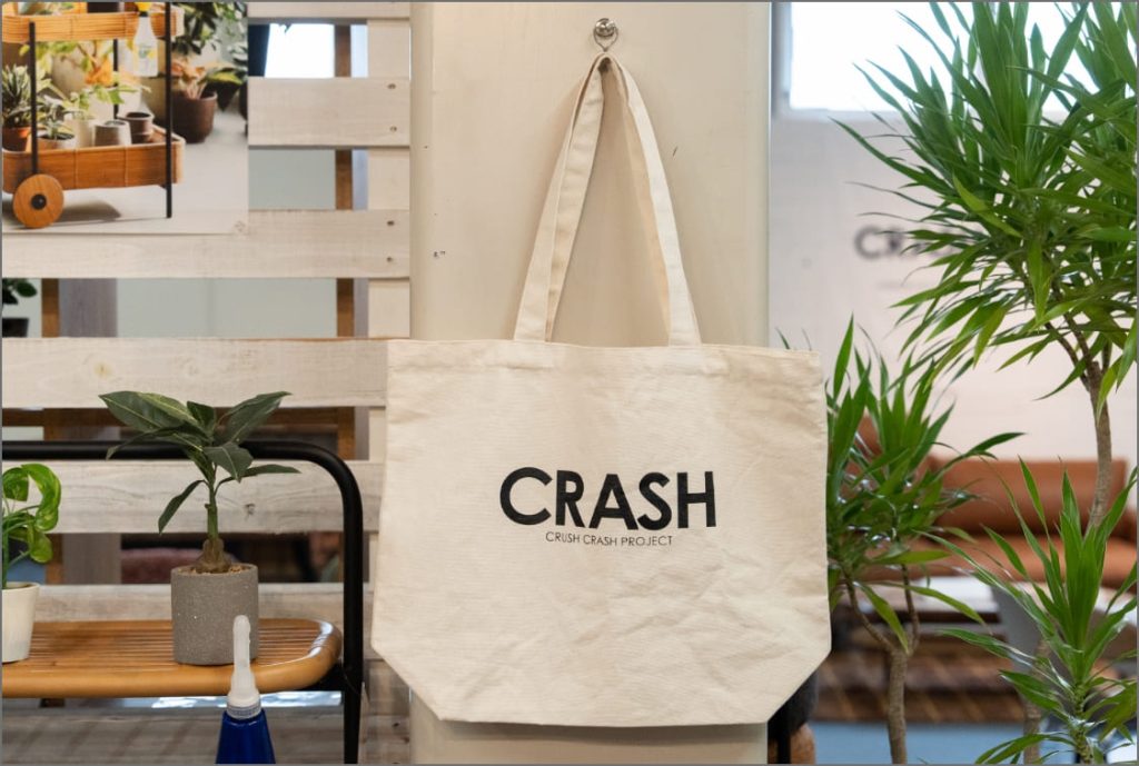 CRASH BUDDYS SHOPが始まります。家具Roomヨシダ